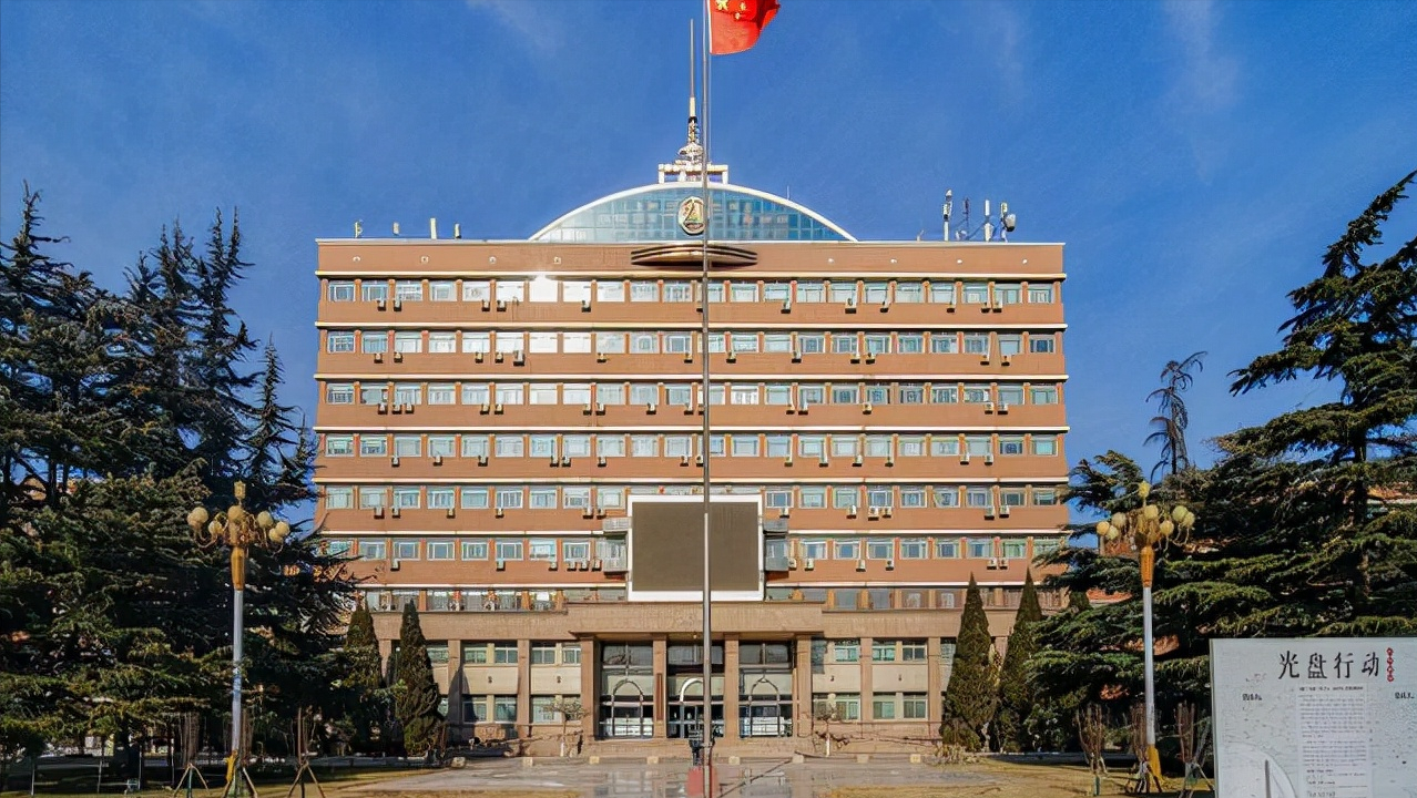 中国传媒大学新闻学院（新闻传播专业16所名校）