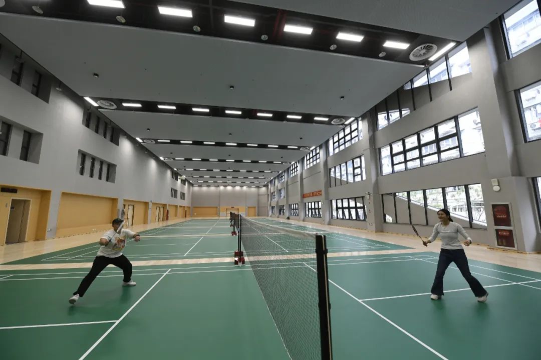 附近乒乓球群怎么找（杭州體育館工作日上午免費開放14塊乒乓球場地，快來預約）