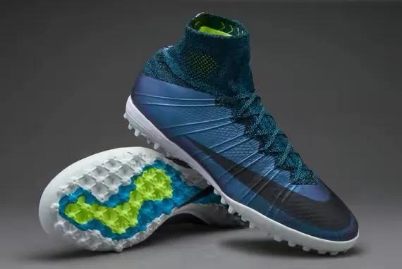 nike足球鞋刺客(nike刺客10,一双8年前的tf的巅峰)