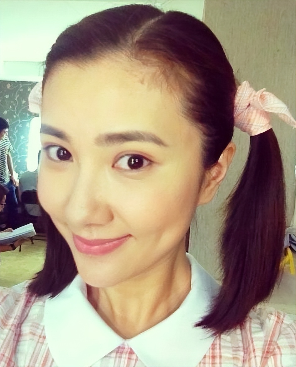 《正阳门下》双美:苏萌嫁导演不愁戏拍却不红,小杏当妈丈夫成谜