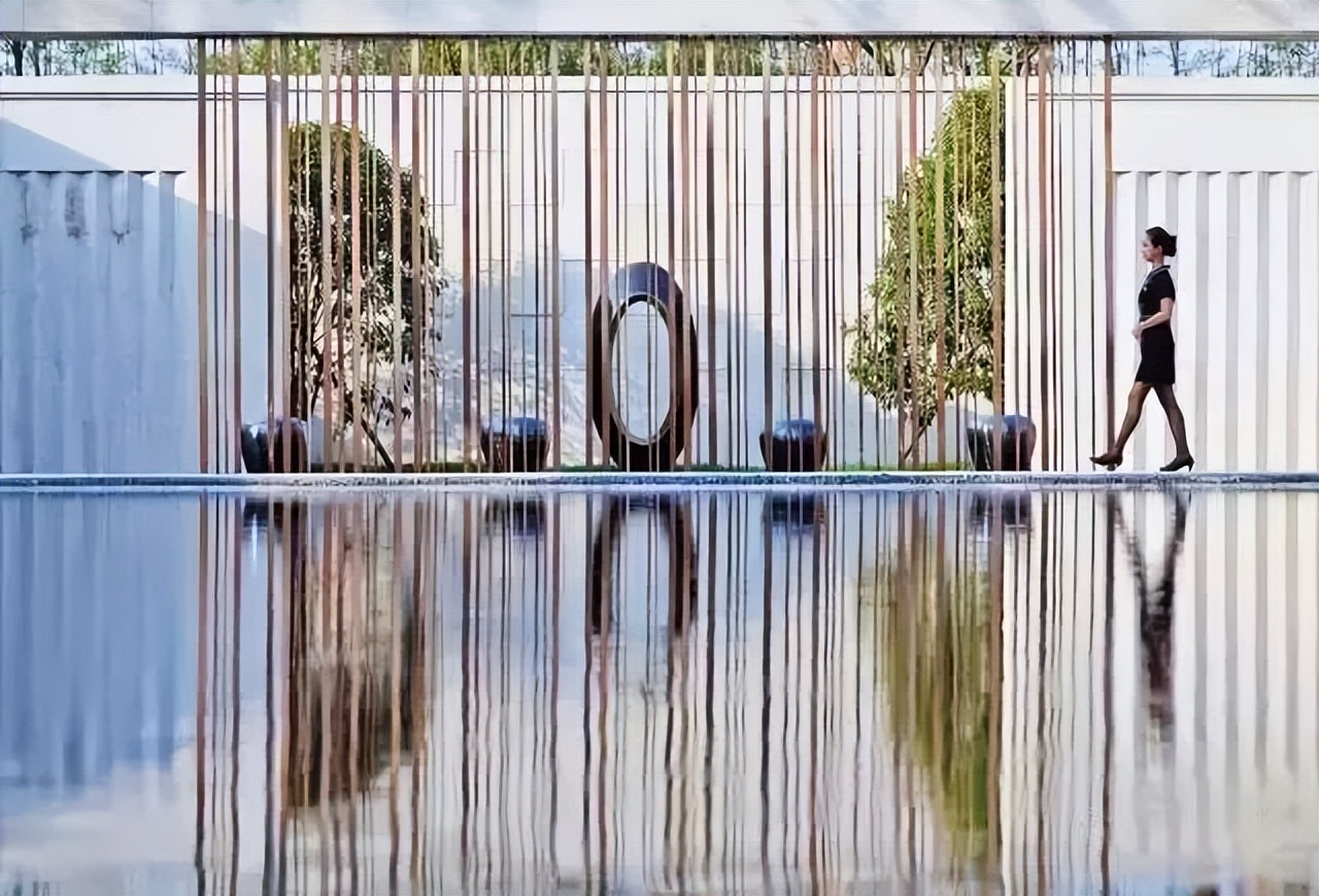 花园美景既要“藏”，又要“漏”