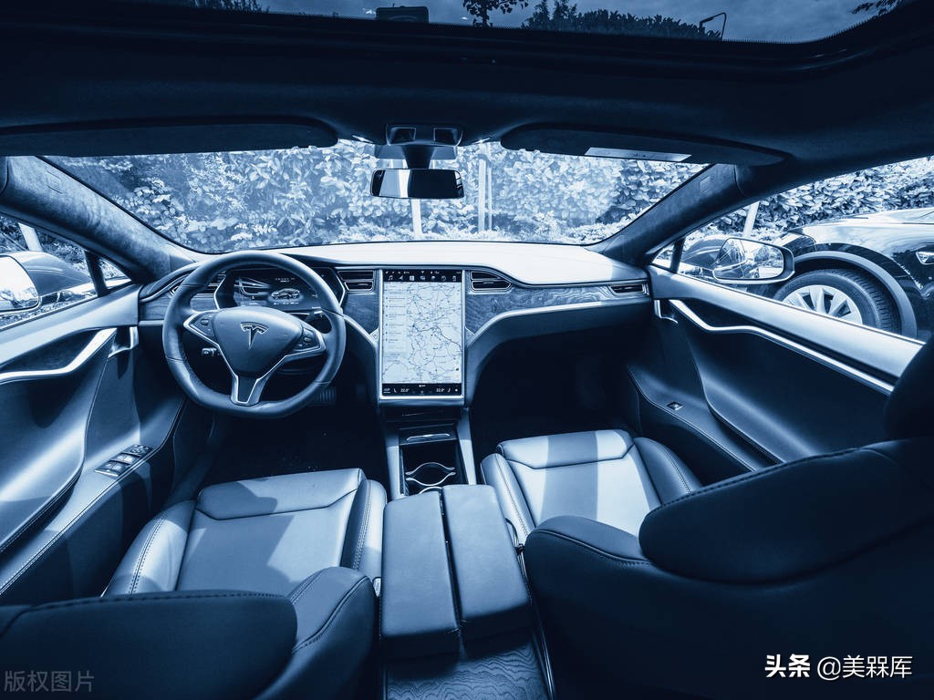 马斯克：今年将要实现的完全自动驾驶，事故率低于人工驾驶