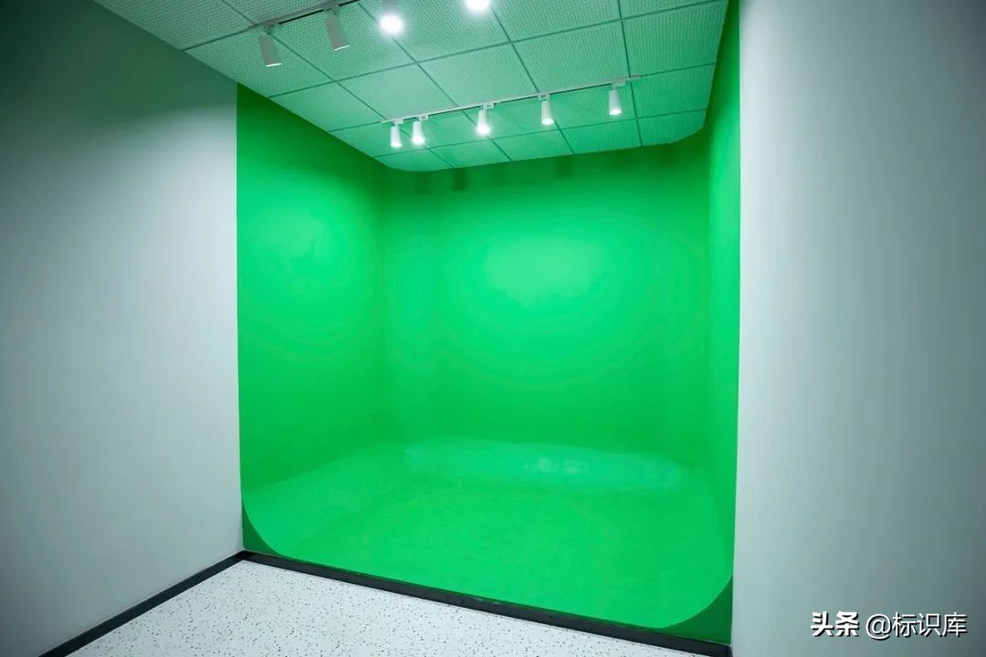 教育导视｜殷丹语言艺术培训学校导视设计