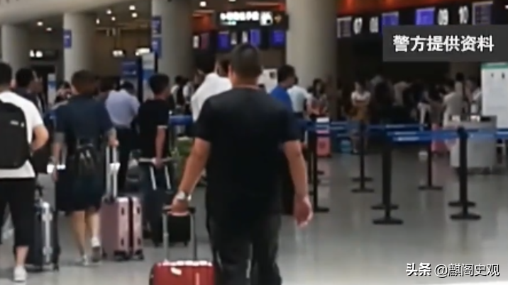 16年浙江服装厂一员工，月流水1亿引警方怀疑，调查牵出200亿大案