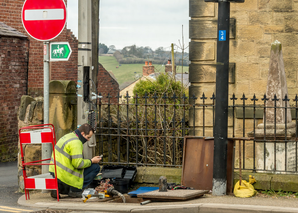 英电信4万人罢工，拆除华为带来的后果慢慢显现出来了