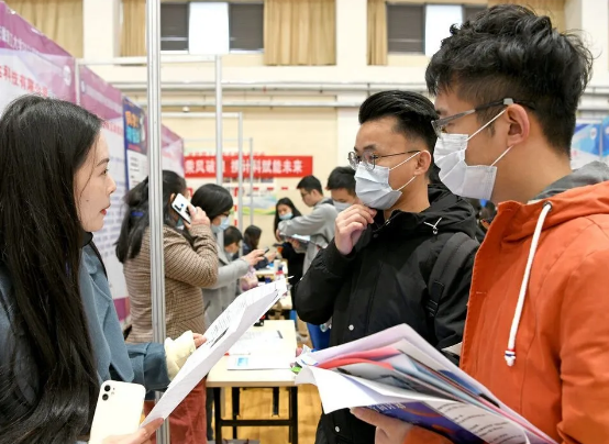 大学生的“奶头乐”，越来越多的年轻人正在依赖，却忽视了反作用