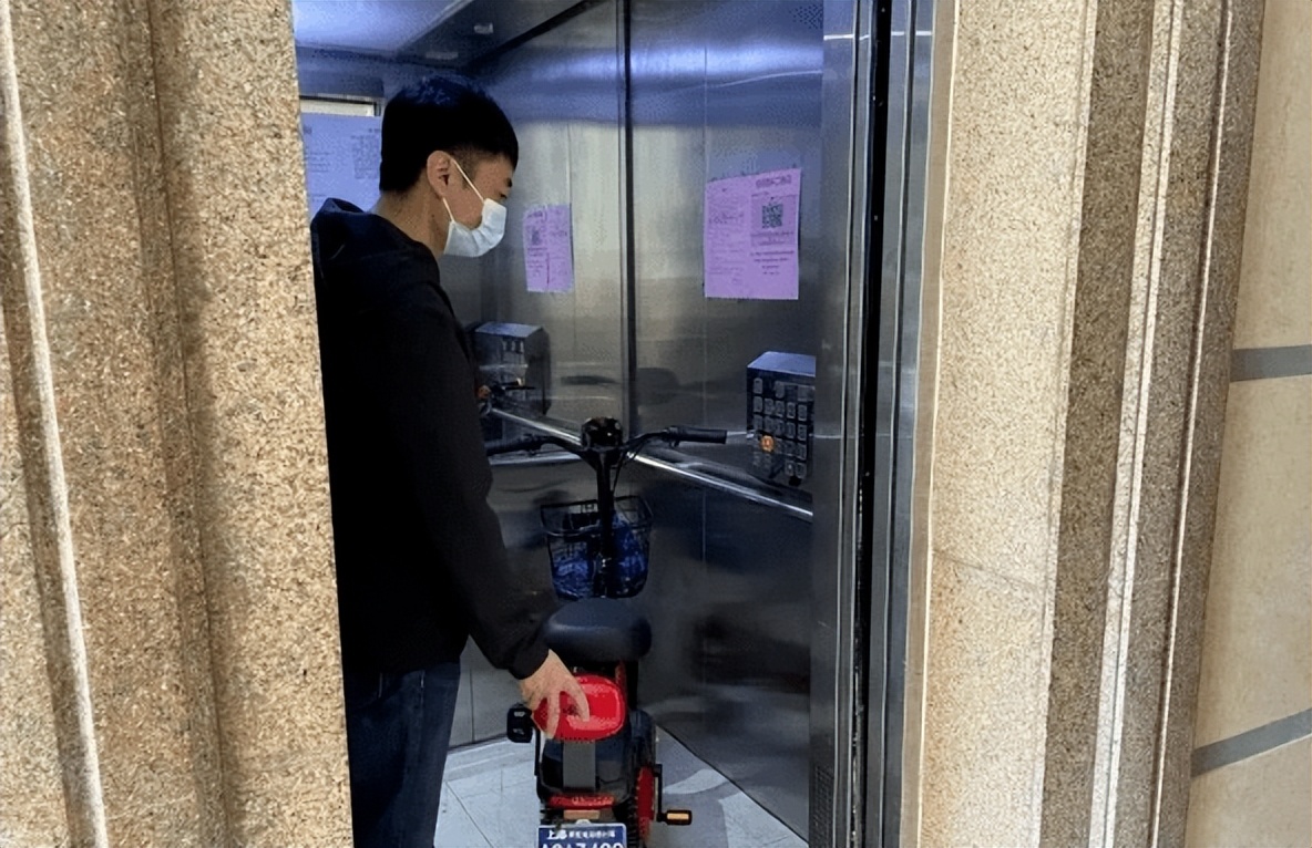 电梯阻车系统成为智慧社区必备产品