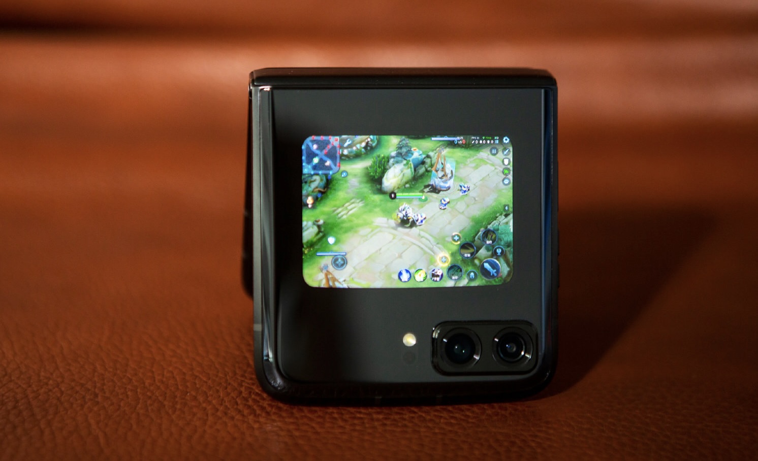 摩托罗拉智能手机 摩托罗拉新款折叠手机-甘溪百科网