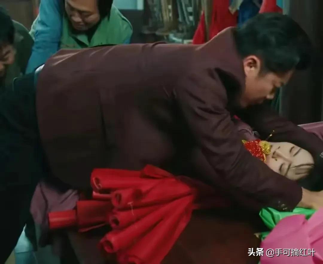 幸福到万家：这剧只是解开村霸的冰山一角，赵丽颖的演技棒棒哒