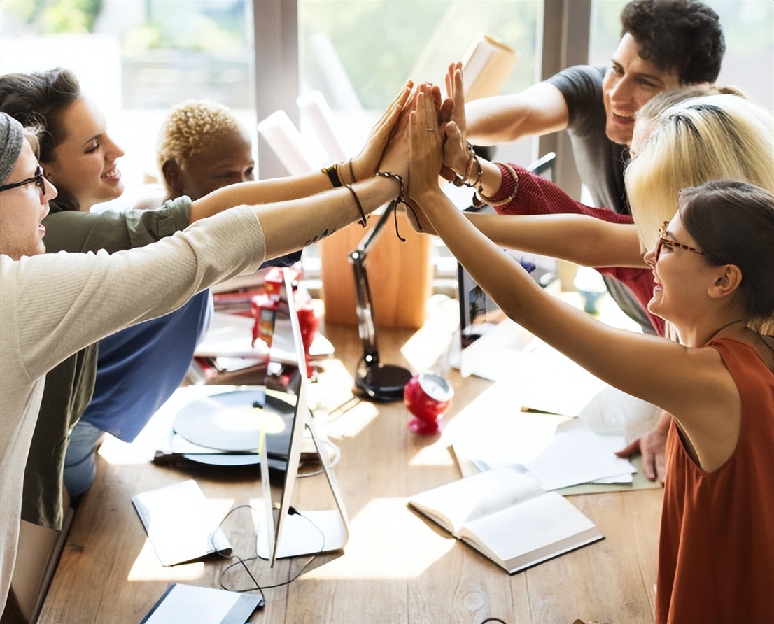 人工智能时代，传统服务业该如何发展？