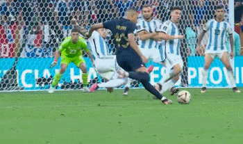 争议点球阿根廷痛失世界杯冠军（阿根廷时隔36年再夺世界杯冠军，本场比赛3个点球到底有没有争议）