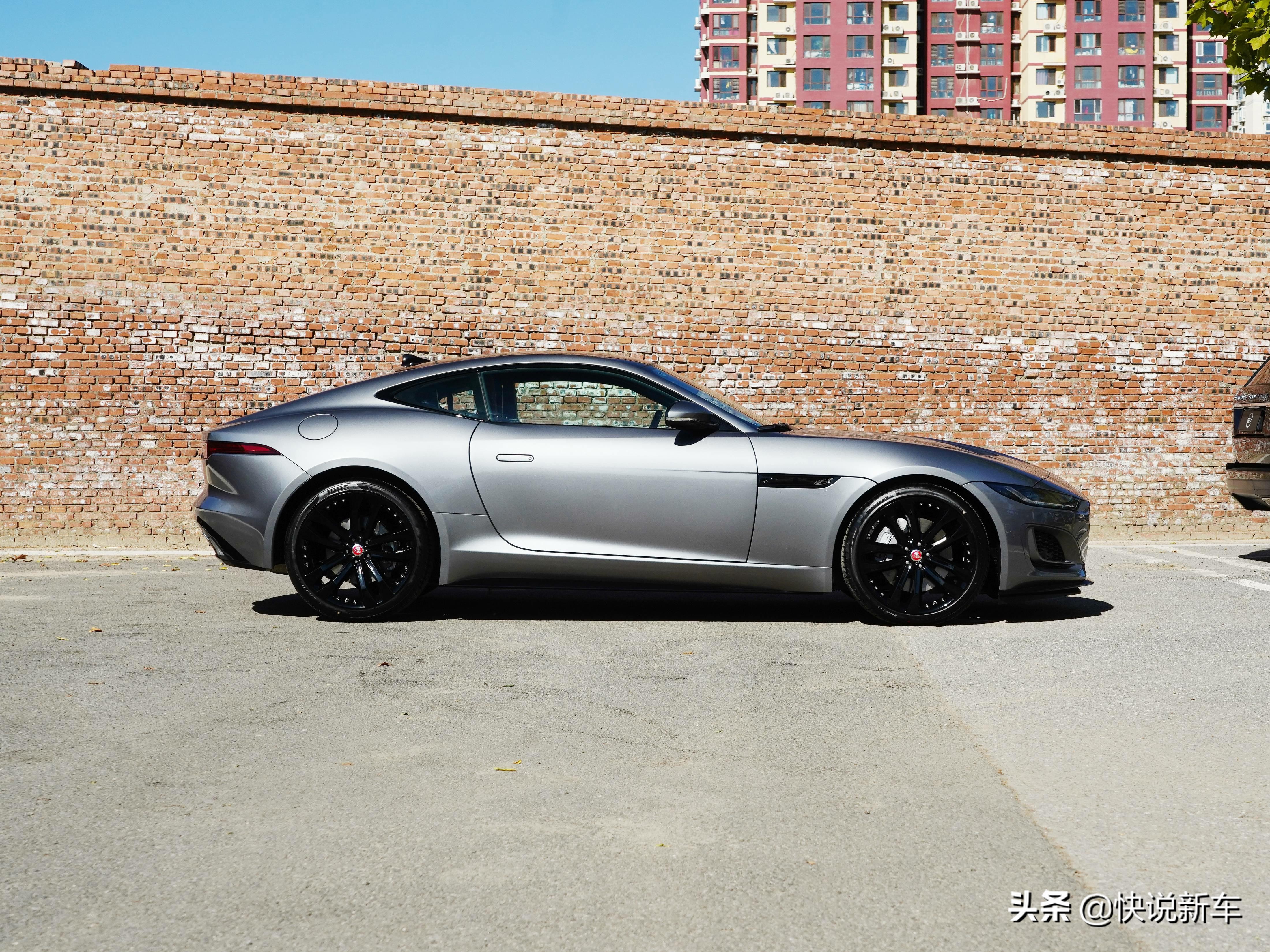 英伦品质,原装进口,双门小跑车,实拍捷豹f-type