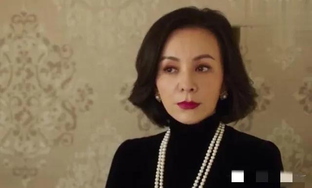 9位“妈妈专业户”：天生一张养尊处优脸，自带贵气，演不了穷人