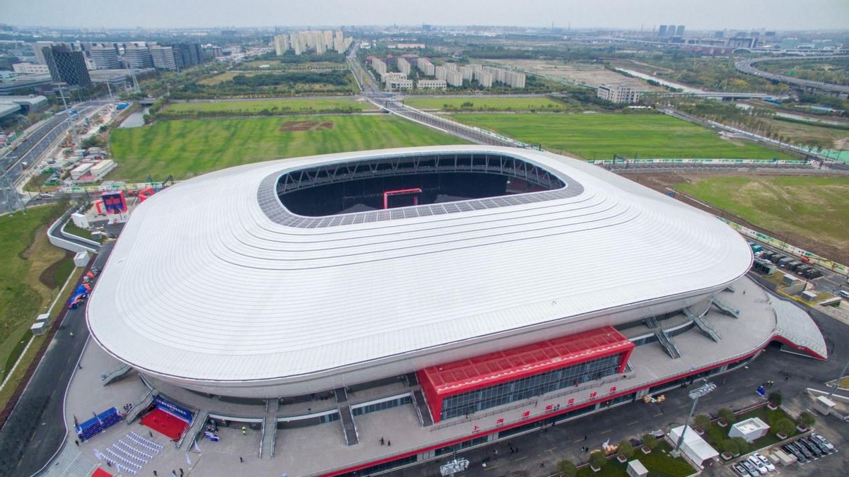 一座体育馆大约容纳几人(原本要举办亚洲杯的我国10座球场一览！最贵的造价85亿元)