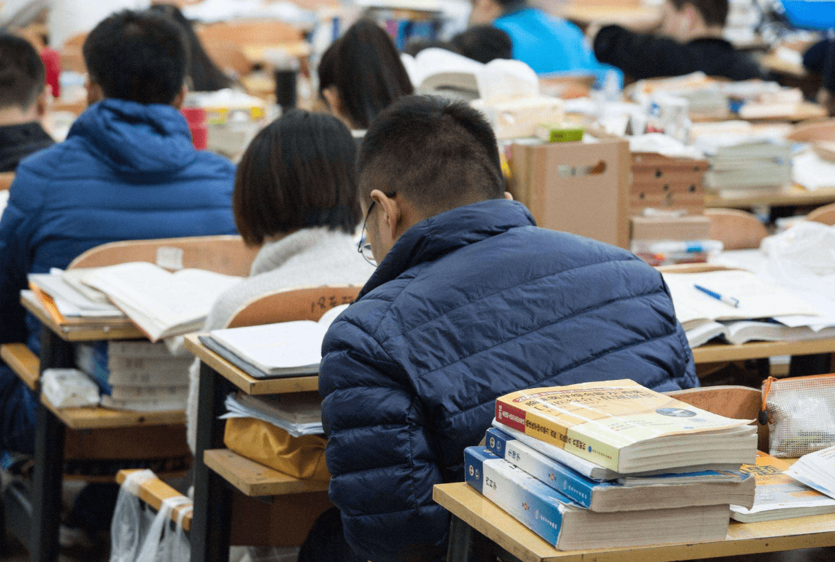 毕业多年才明白，在省内上大学和去省外上大学，区别原来这么大