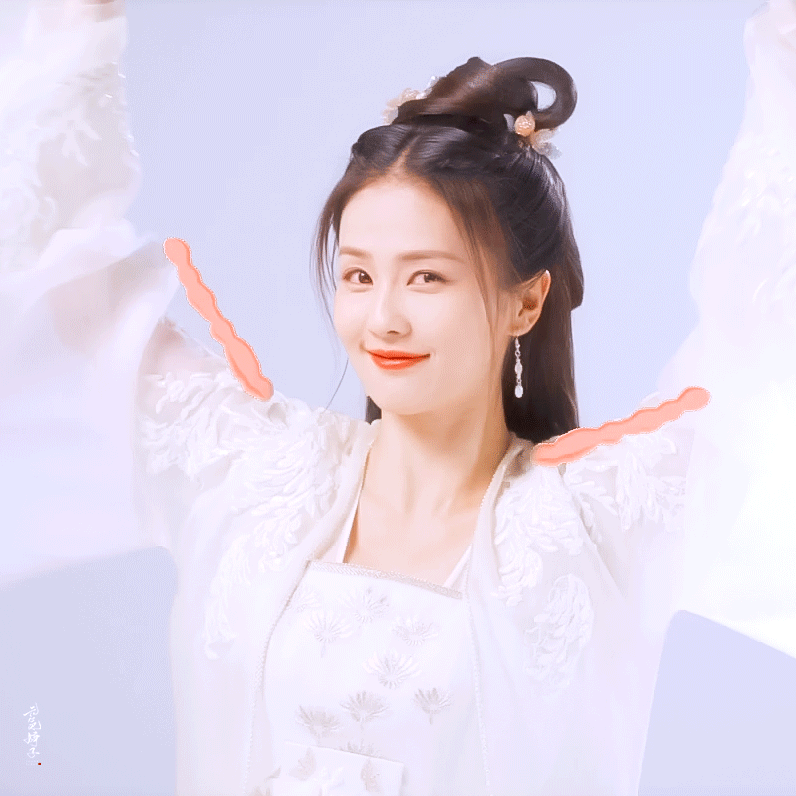 被嘲笑丫鬟脸，从网红到于正“亲女儿”，古偶小花白鹿出圈之路