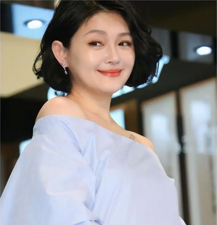 大S，依旧是美美的“美容大王”