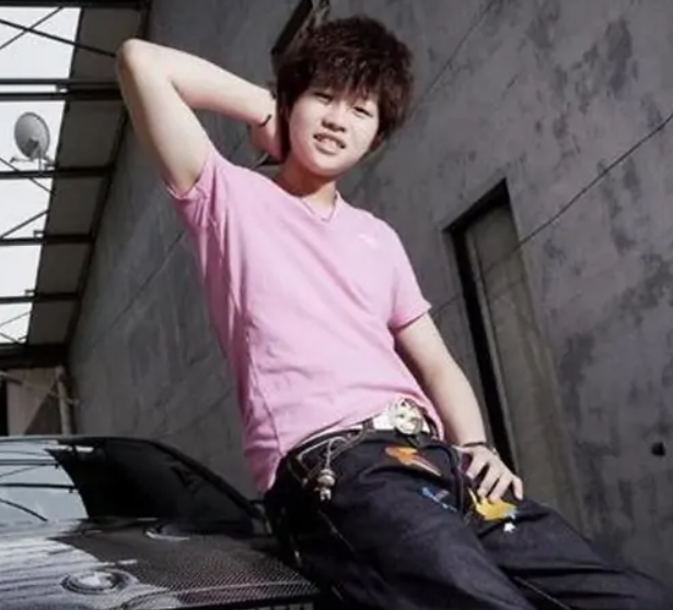 李双江儿子李贺 -思宇生活