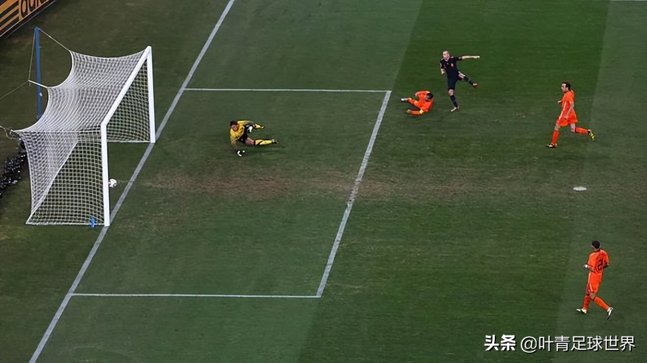 大罗小罗C罗领衔（新世纪百大巨星：大罗第17，小罗第5，C罗第2，梅西夺魁）