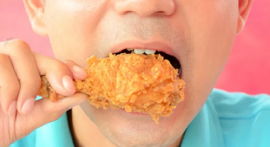 明明不饿，却总是忍不住想吃东西？究竟是为什么？