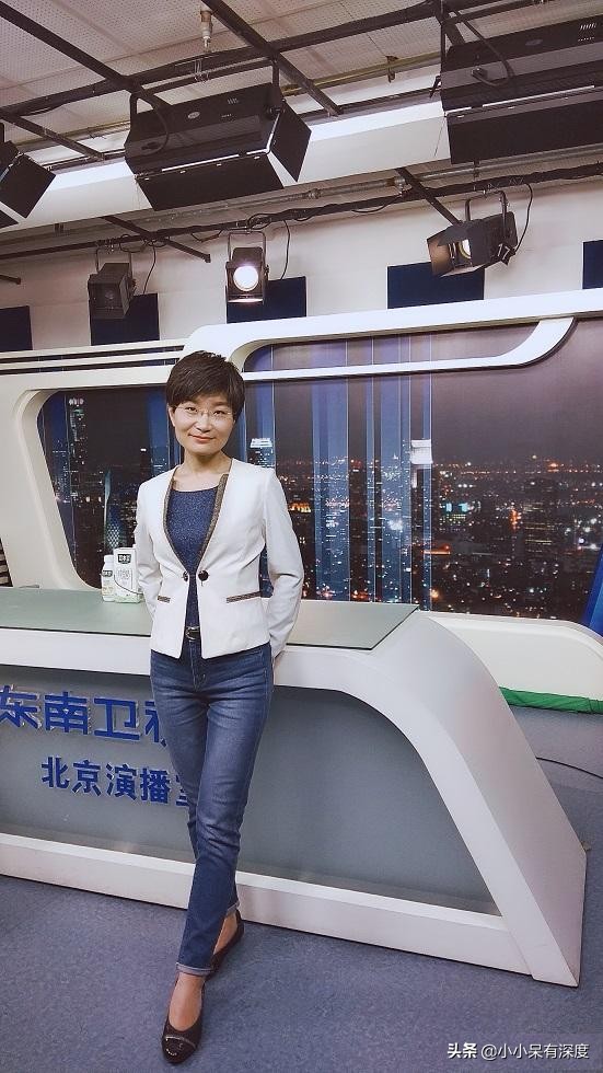 评论员吴大辉，他憨厚的外表下，笨拙地表达中，爆出巨量的惊喜