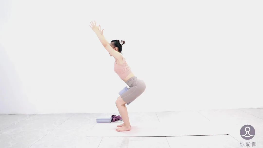 王鸥又有新瓜！与相声演员何九华同框，网友：这是男神收割机啊