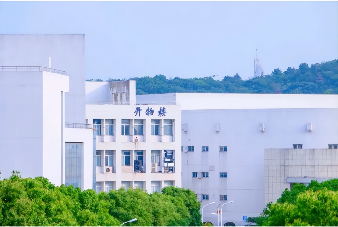 “夏”一站，来南京师范大学吧！听一城繁华古韵，品一校百廿芳华！