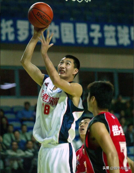 为什么cba没有香港队(香港飞龙队，只在CBA打了一个赛季，之后为何宣布解散？)