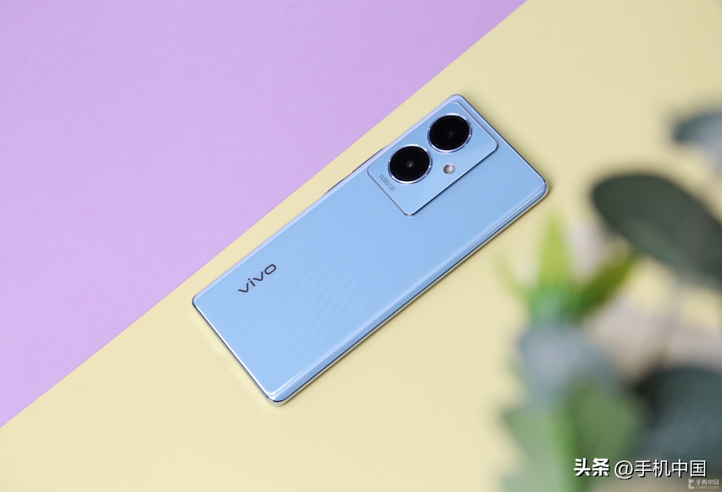 vivo y78 图赏:汲取宋瓷灵感,描绘出汝窑天青色