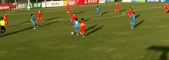 女足3比0翻盘（3-0大胜！夺冠热门又赢了，3分钟连轰2球，中国女足忍不住发文）