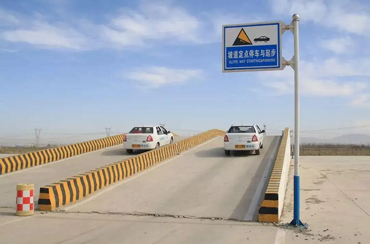 明确了！想要摩托车、电动二/三/四轮车都能开，只需要C1D驾驶证