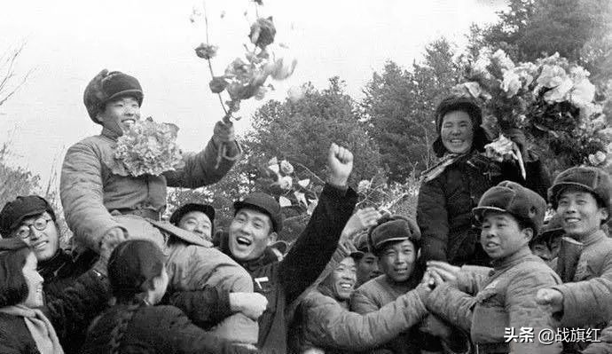 离异干部娶了女教员，婚礼上很动情：我要像保护眼睛一样保护英子