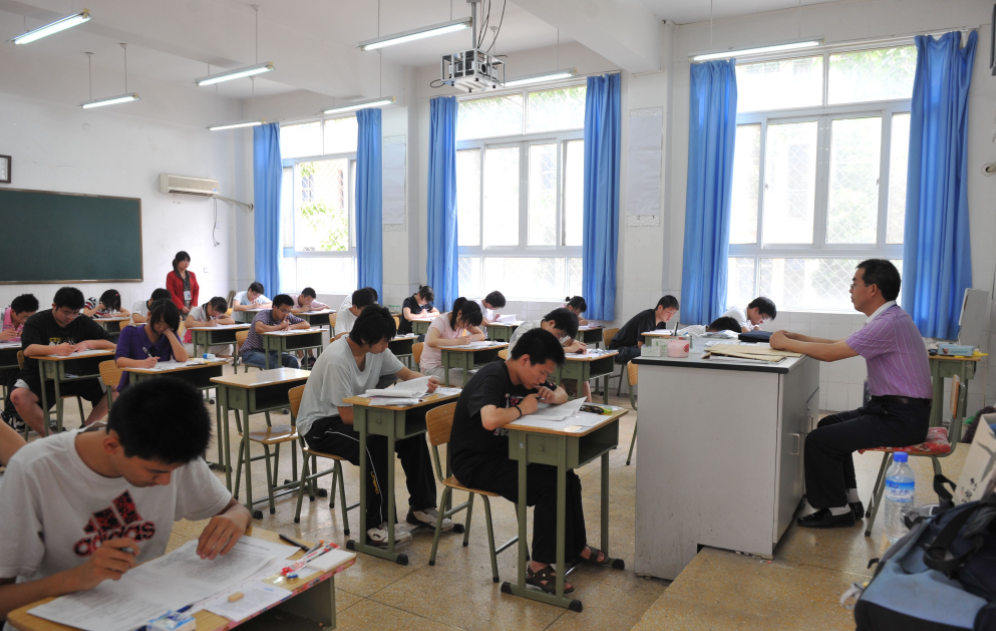 22年高考人数将突破历史新高，高考压力更大了？学生需做好准备