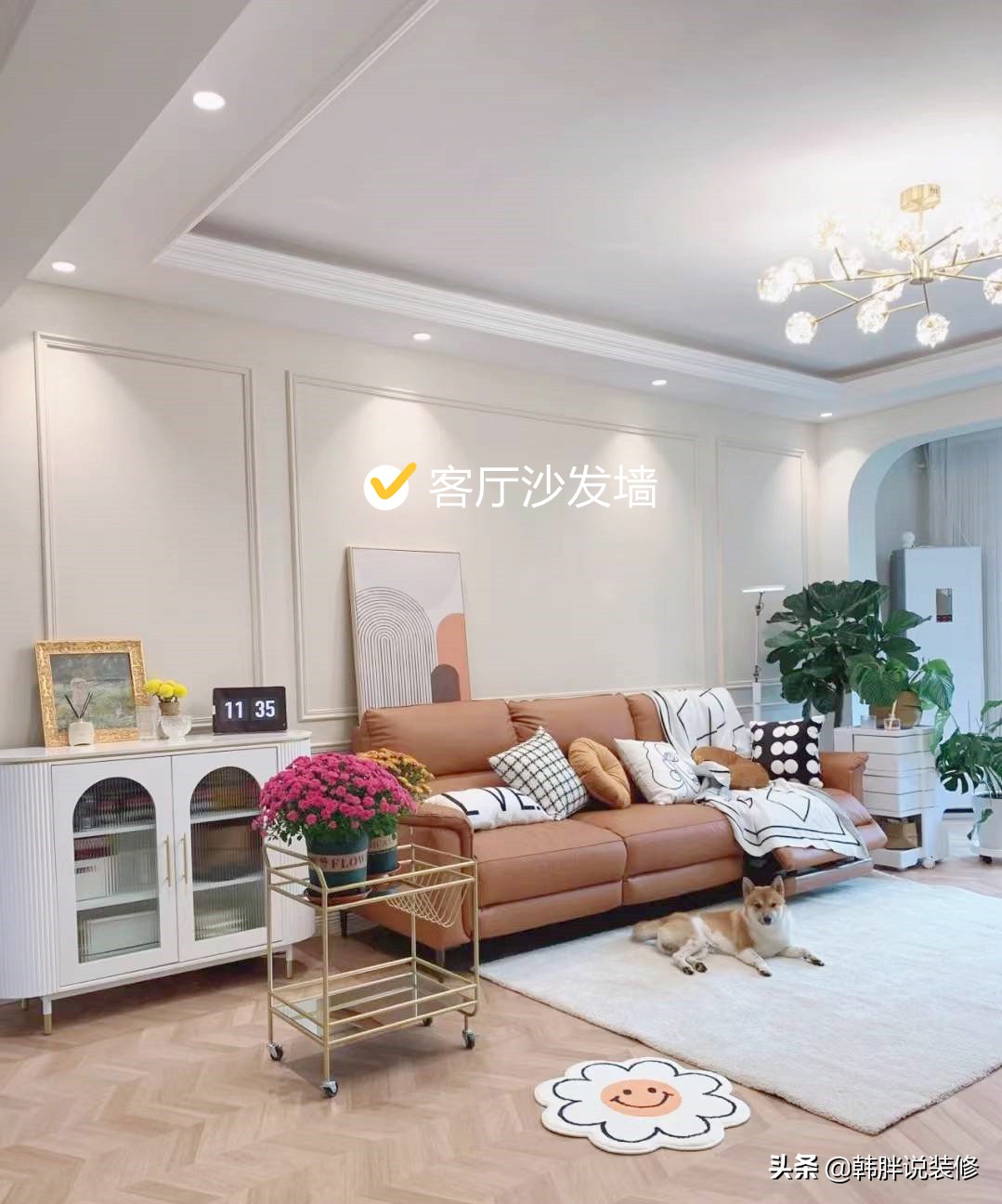 终于乔迁新房了，书柜电视墙火了，“去客厅化”设计好看又实用