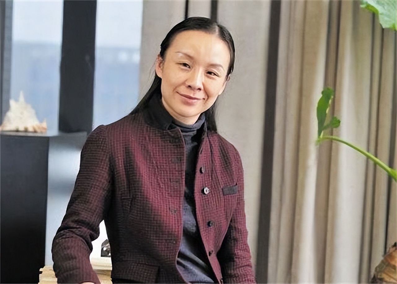 湖北女首富赖春临，摆摊起家，如今身家已达60亿