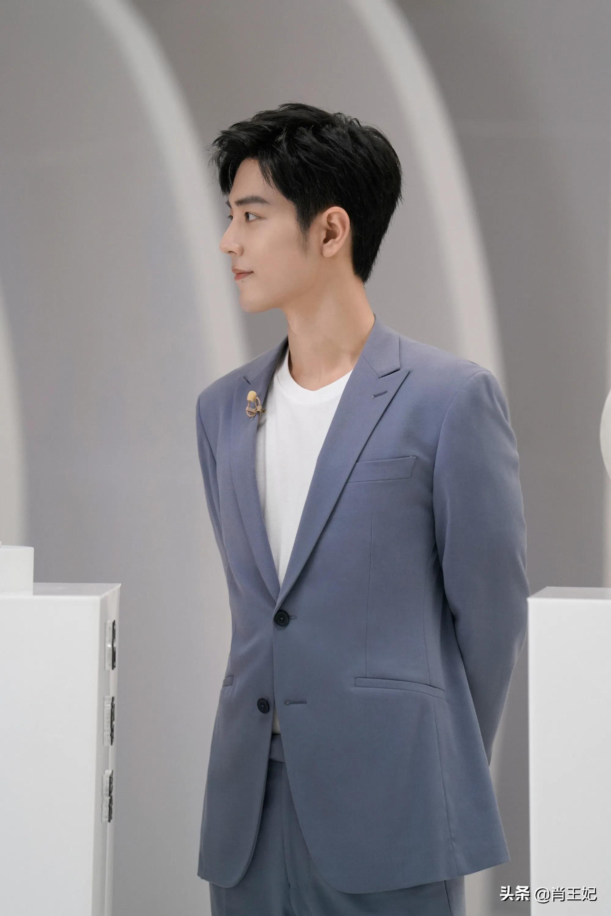 存个记录,寻艺前20数据排名 肖战占了17 个,肖战好牛