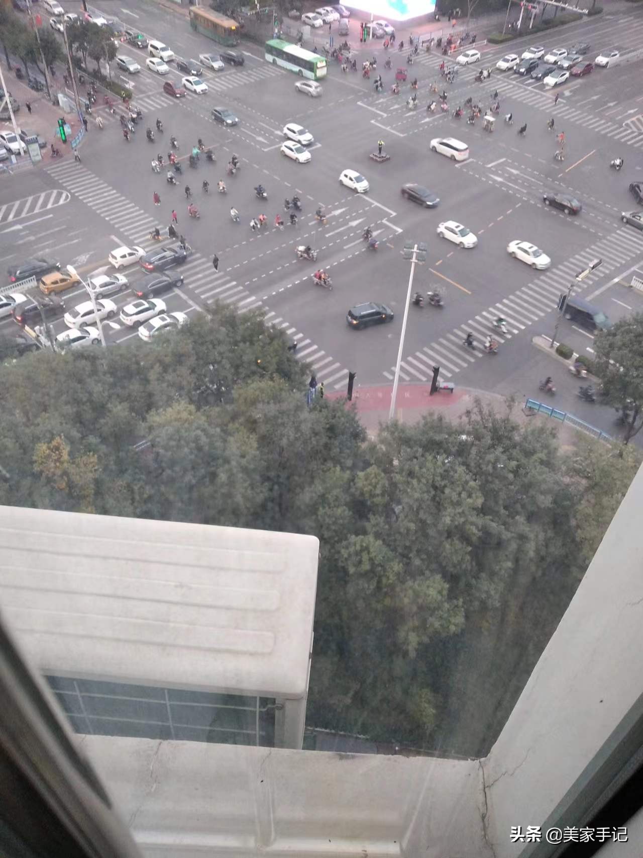 开发商自带的门窗到底要不要换？入住2年，说说我的实际感受