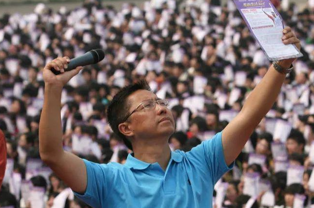 10年前,那个曾教3亿人