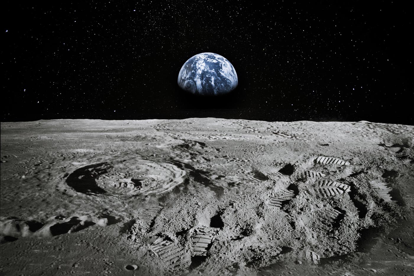 月球为什么总是一面朝地球?