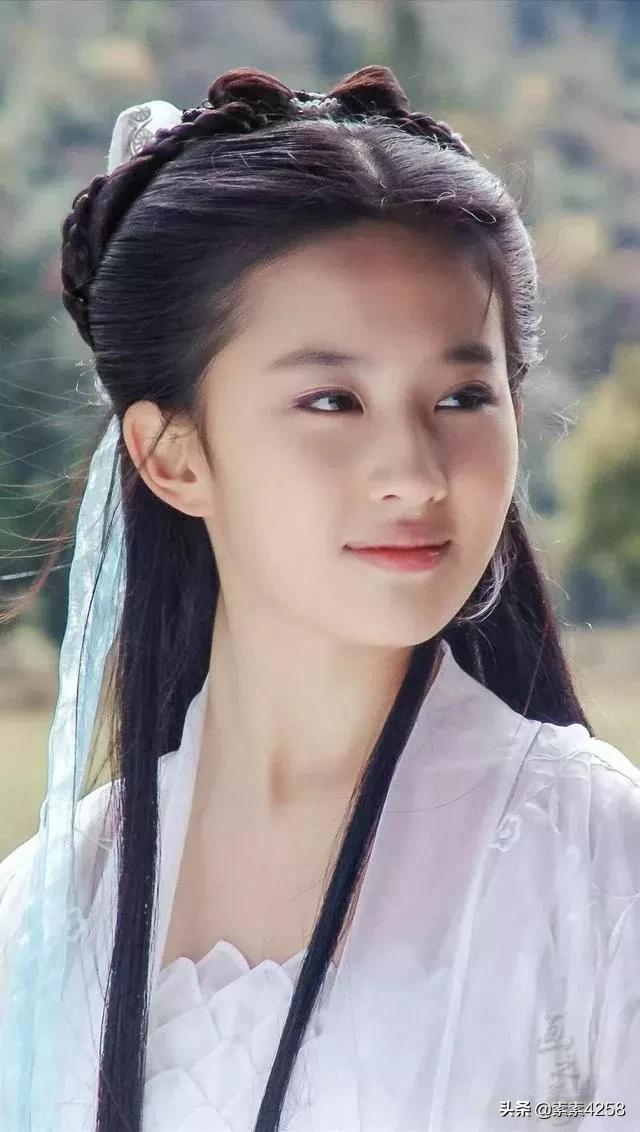 三位扮演小龙女的女明星，谁最符合你心中的小龙女