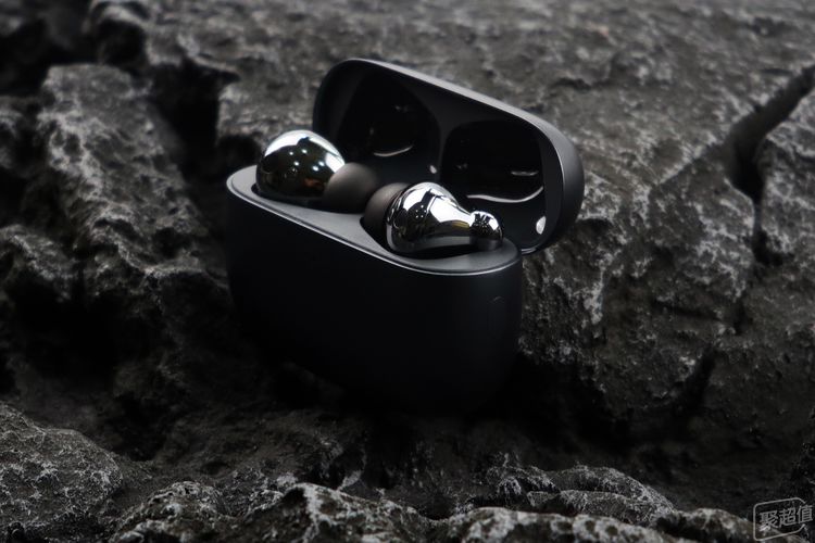 音质出众还有创新测温亮点的真无线蓝牙耳机——荣耀Earbuds 3 Pro