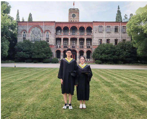 高校学霸情侣，共同保送研究生，这才是大学生恋爱的正确打开方式