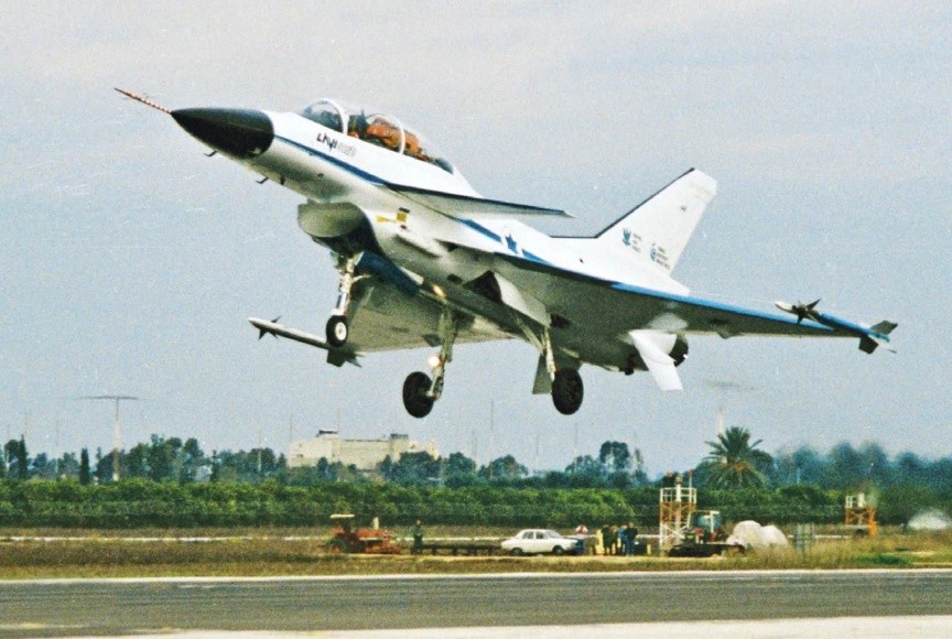 ��������һ�����վ���չͻ���ͽ����й�ս������Ϊ��Խ��Խ���ף�