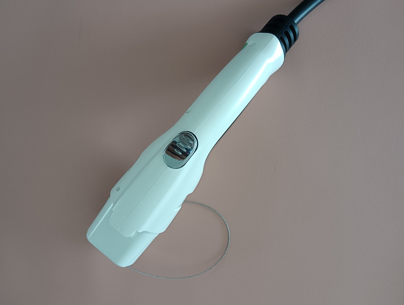 克服电动车续航焦虑的不一定要住在加电站