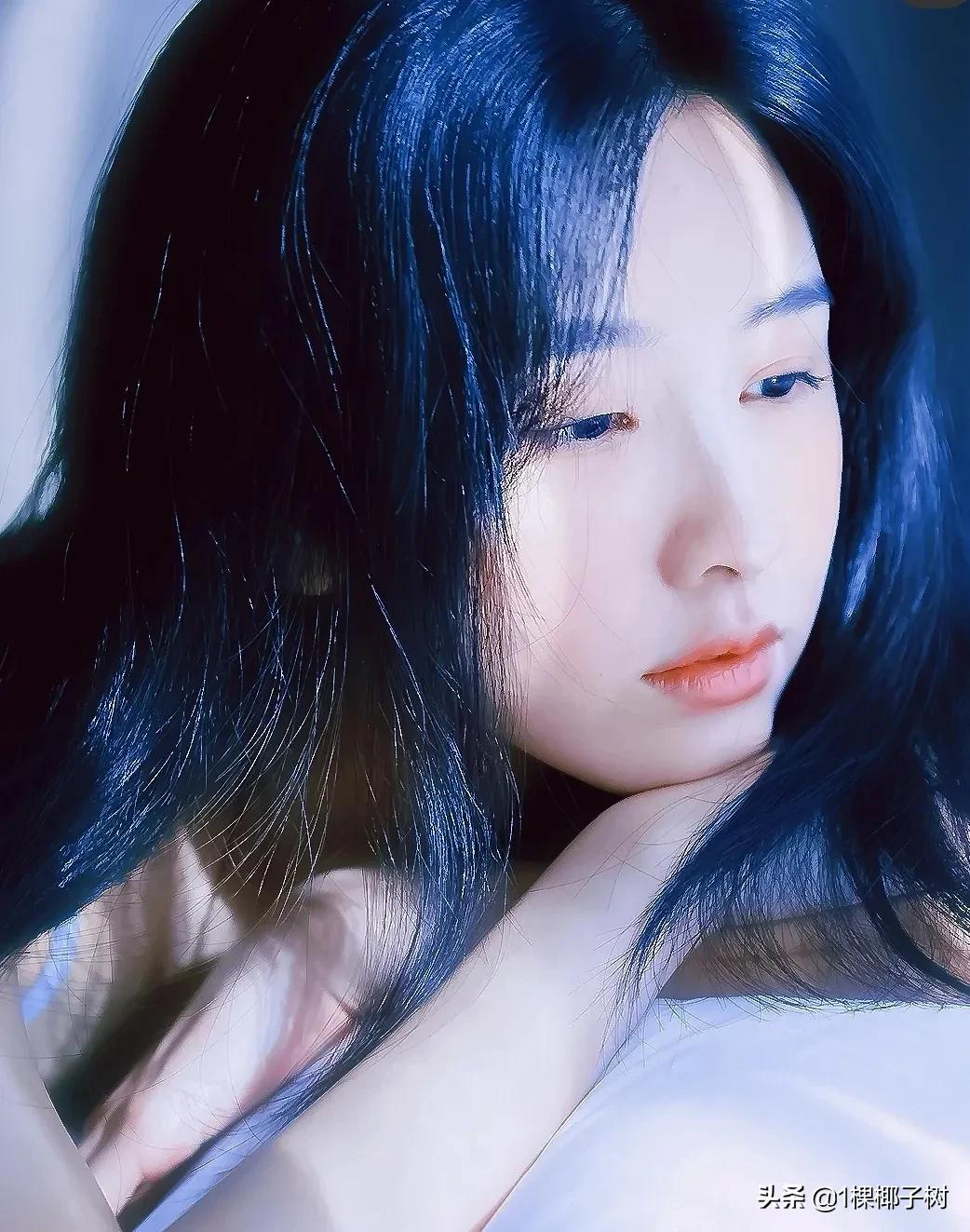 陈都灵就真的好小白花，乖巧小白兔