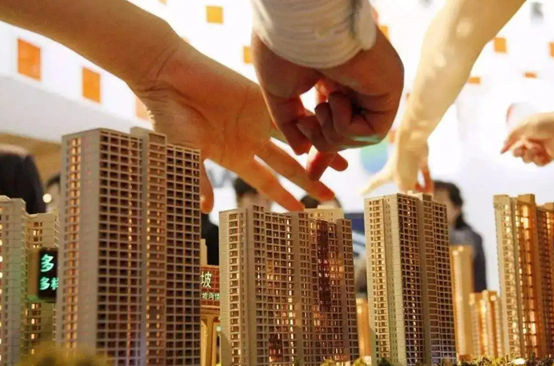 张艺兴：以前认为努力大于选择，现在认为要先选择再是努力？