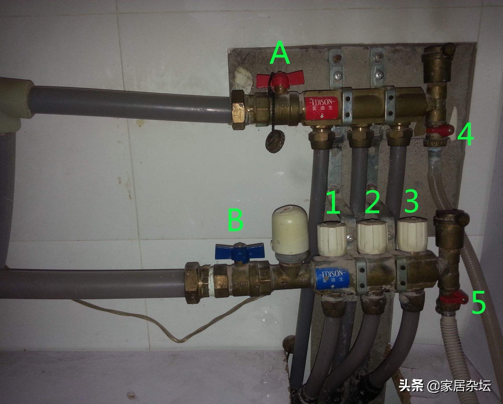 地暖不热，不要胡乱放水，放水的位置和方法都很重要