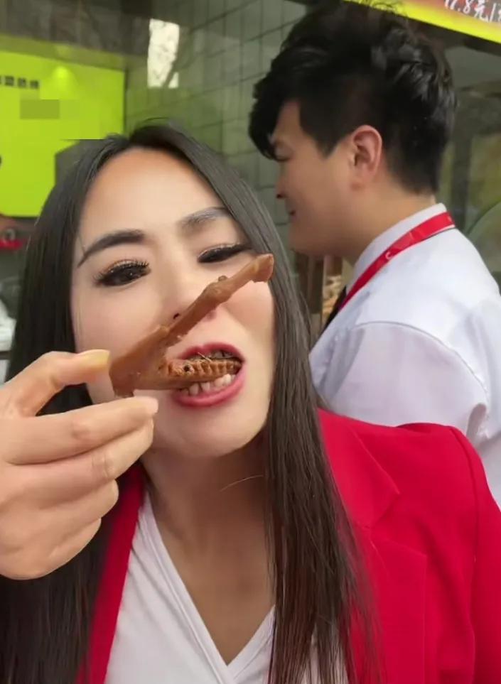 ֣���������쵽����Բ�ȣ���Ӱ����������Ƕ��Լ�������