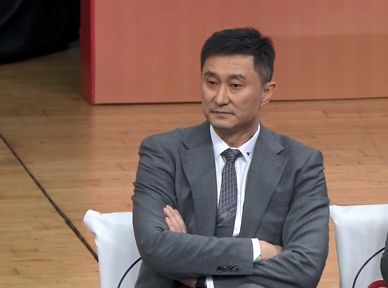 cba門票哪個(gè)位置好（CBA3消息！CBA開始銷售門票，漢密爾頓感覺很棒，杜鋒談粵遼大戰(zhàn)）