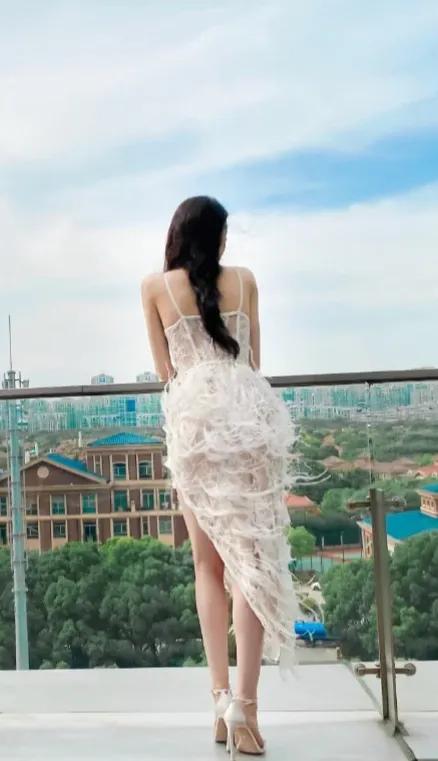 身材绝了#迪丽热巴